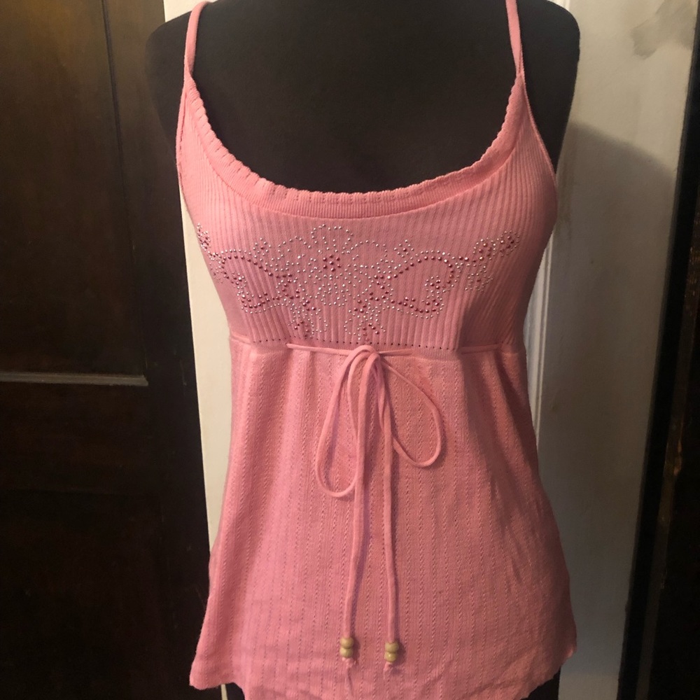 Adorable pink knit tank with sparkle ❤️